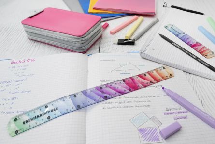 RIGLA 15CM FLEXIBILA RAINBOW EBERHARD FABER