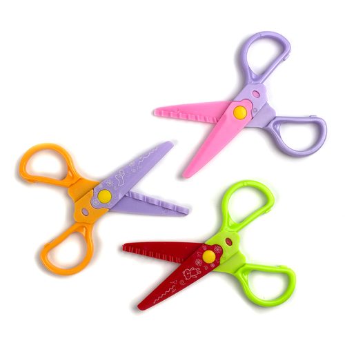 Foarfeca pentru hartie 13 cm, "Safety" cu lame din plastic, taiere diverse modele